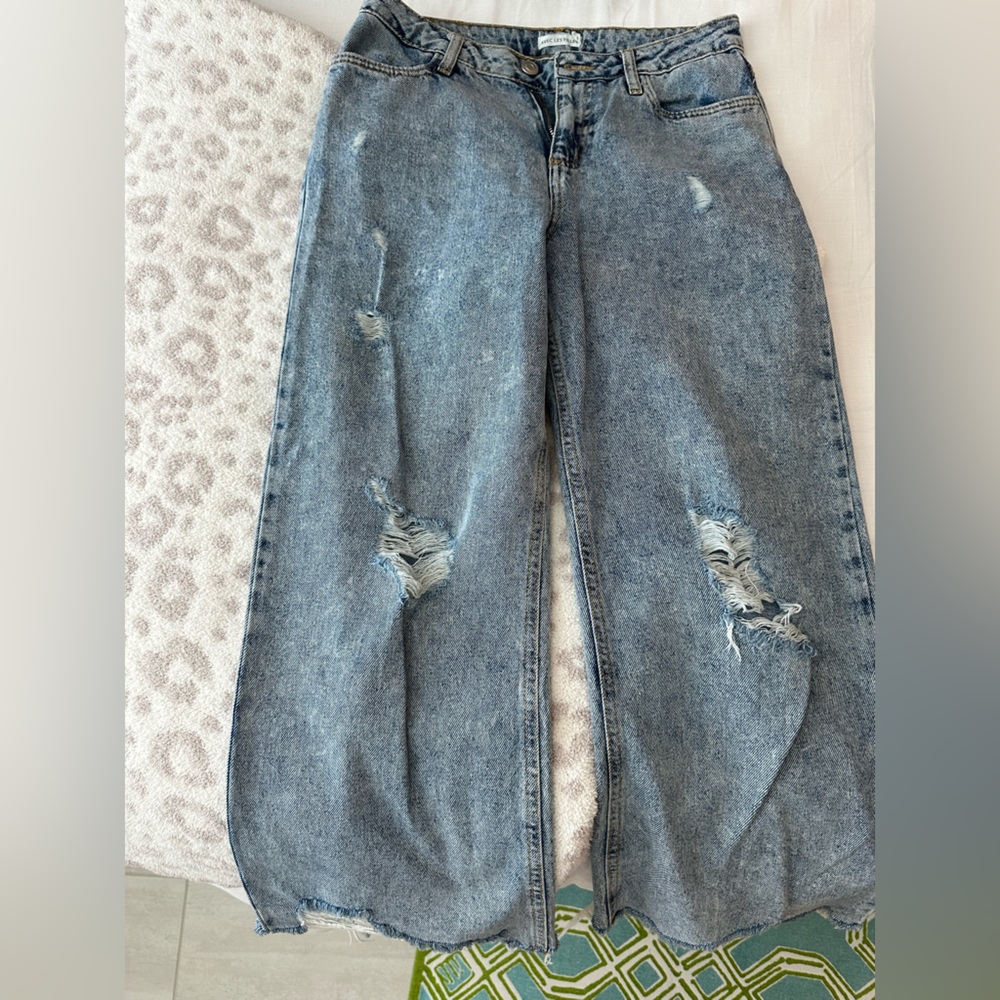 Avec les Filles wide leg distressed jeans